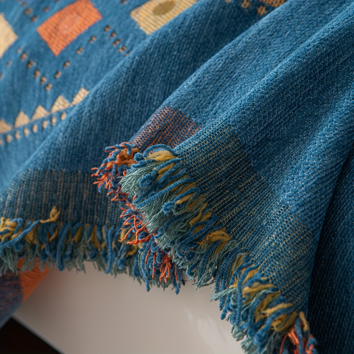 Blue Bohemian style sofa towel, washable sofa cover, jacquard chenille fabric, sofa blanket, sofa cushion, soft and comfortable with tassels, multi-functional sofa cover blanket, bedroom and living room furniture protective cover for home decoration.