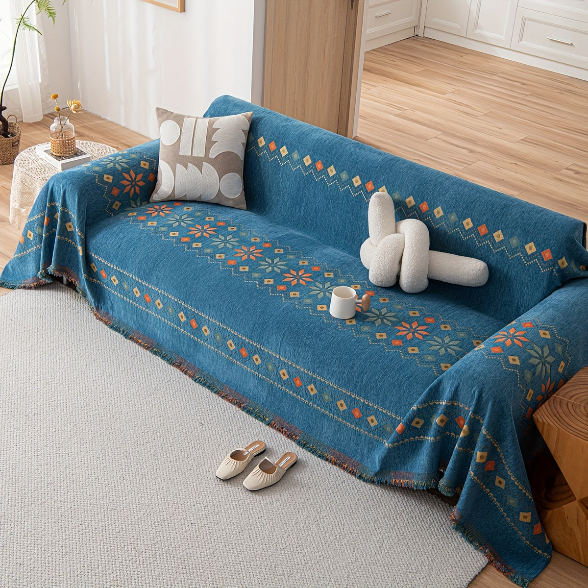 Blue Bohemian style sofa towel, washable sofa cover, jacquard chenille fabric, sofa blanket, sofa cushion, soft and comfortable with tassels, multi-functional sofa cover blanket, bedroom and living room furniture protective cover for home decoration.
